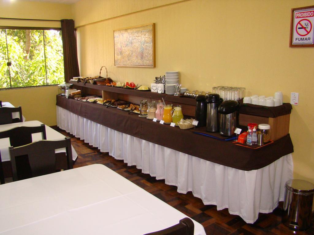 Villa Iguacu Palace Hotel フォス・ド・イグアス エクステリア 写真