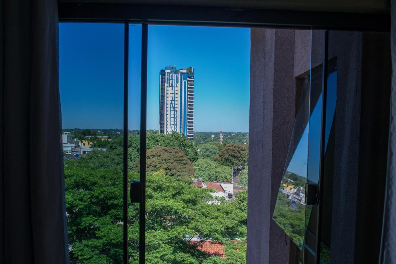 Villa Iguacu Palace Hotel フォス・ド・イグアス エクステリア 写真