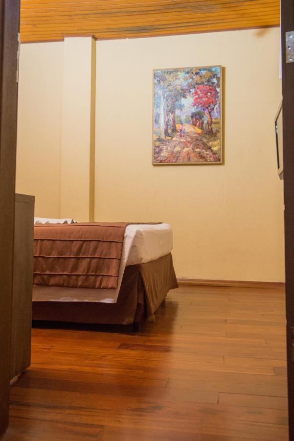 Villa Iguacu Palace Hotel フォス・ド・イグアス エクステリア 写真